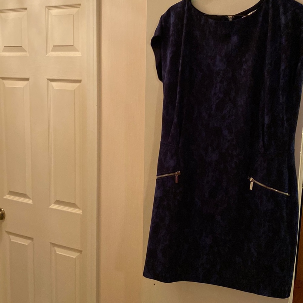 Beautiful Michael Kors dress.